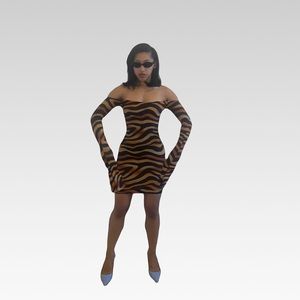 Meet your Posher, Ayuanas